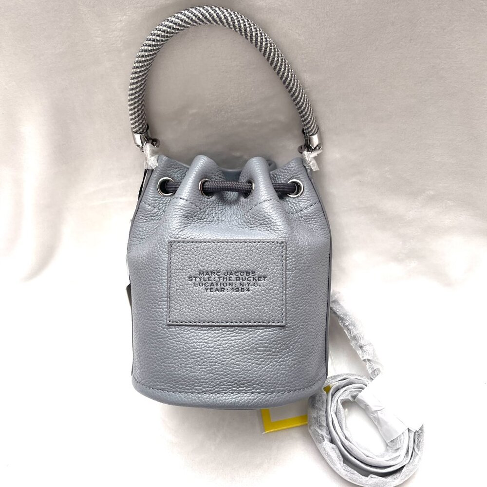 NWT MARC JACOBS Leather Bucket Bag In Wolf Grey - Picture 12 of 15